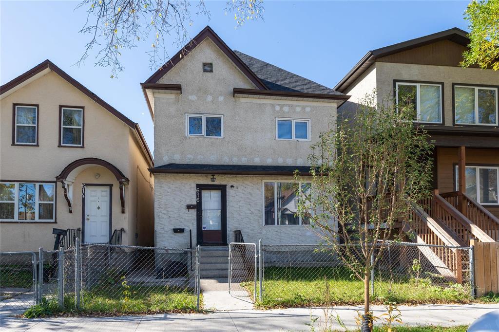 Property image for 616 Langside Street|Winnipeg, Manitoba R3B2T8