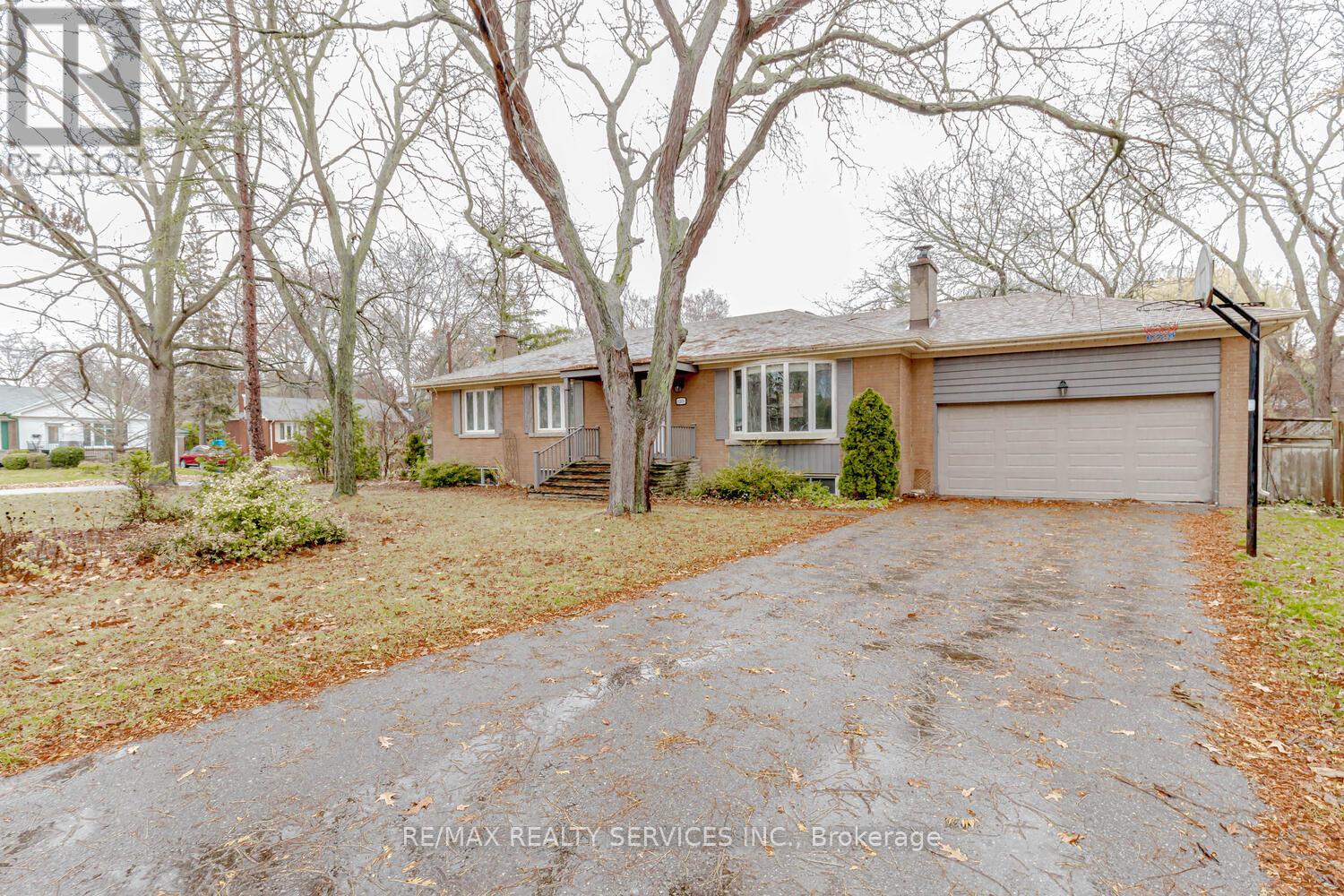 Property image for 1259 TWIN OAKS DELL DRIVE|Mississauga (Lorne Park), Ontario L5H3J7