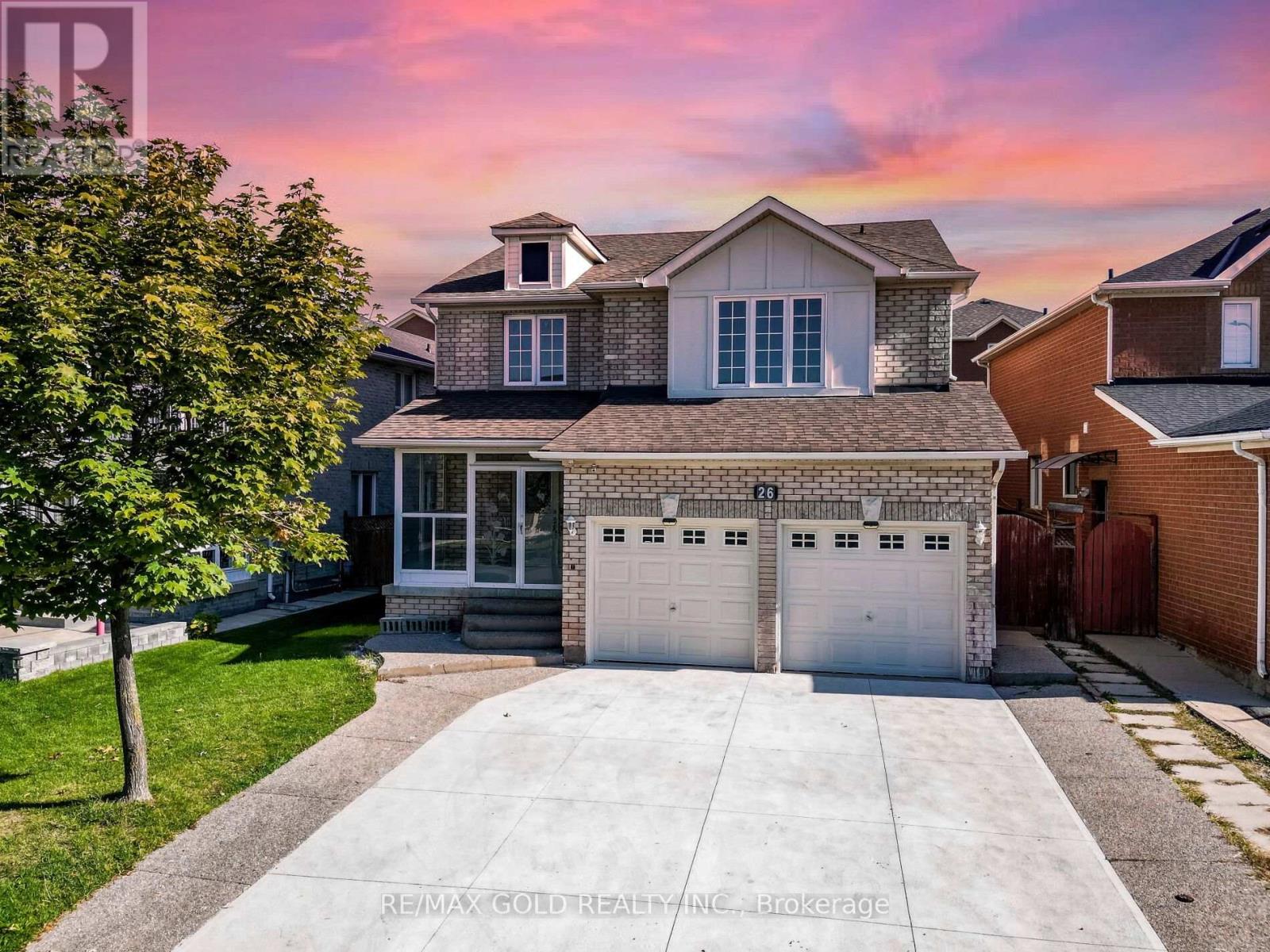Property image for 26 YUILE COURT|Brampton (Fletcher's Creek South), Ontario L6Y5J5
