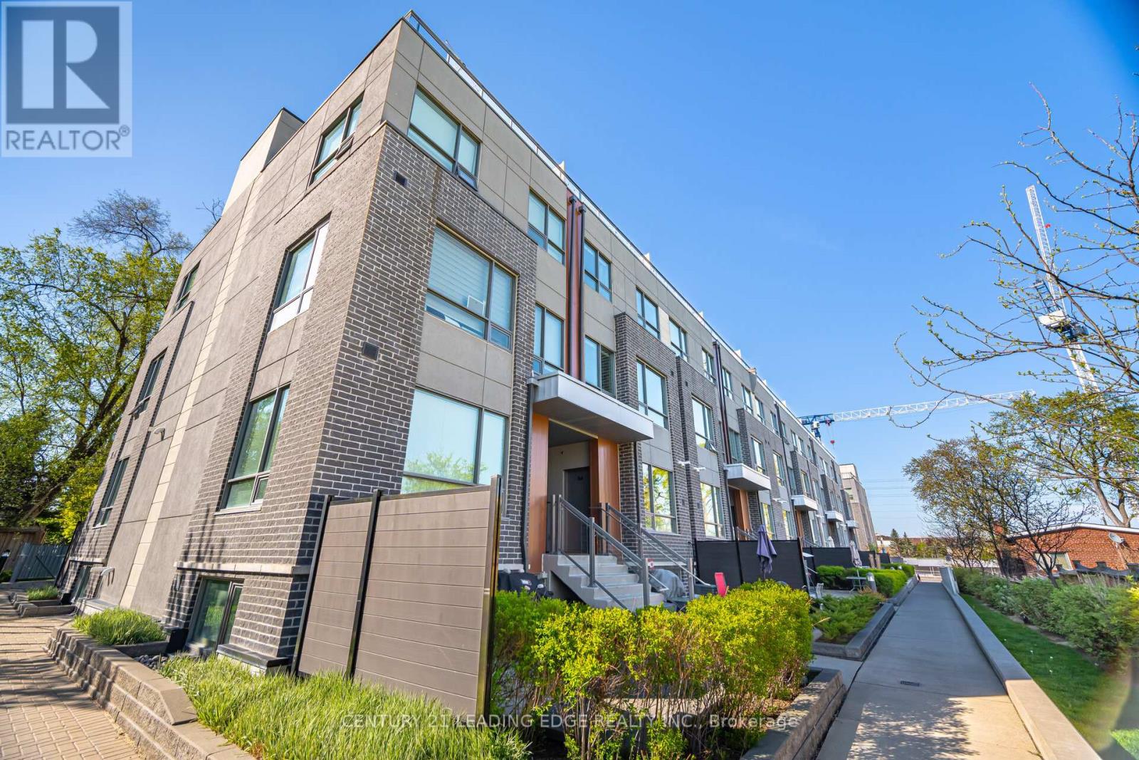 Property image for 35 - 650 ATWATER AVENUE|Mississauga (Mineola), Ontario L5G4K7