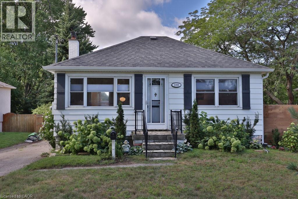 Property image for 1088 CHERRIEBELL Road|Mississauga, Ontario L5E2R3