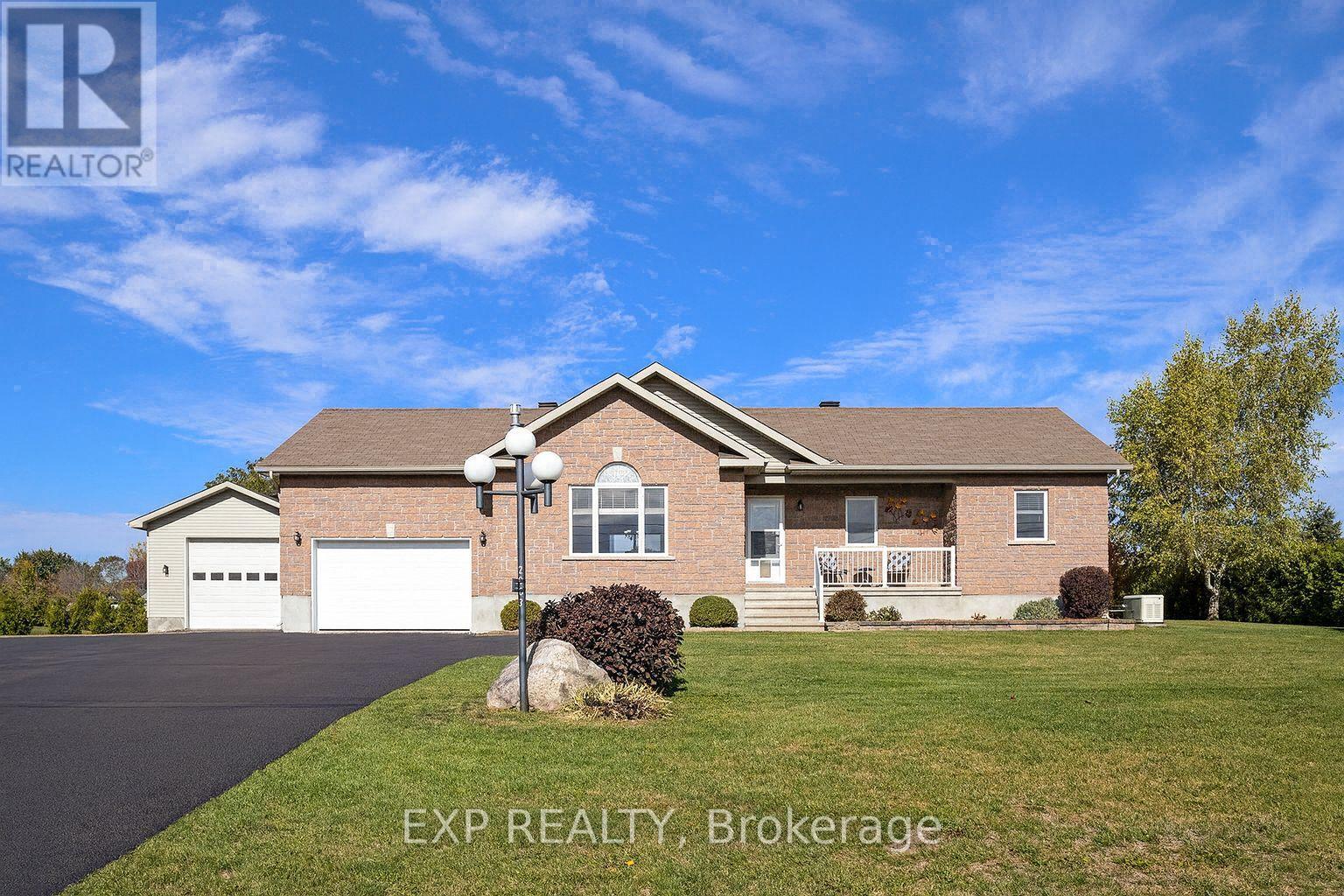 Property image for 2003 FARISITA DRIVE|Ottawa, Ontario K0A3H0
