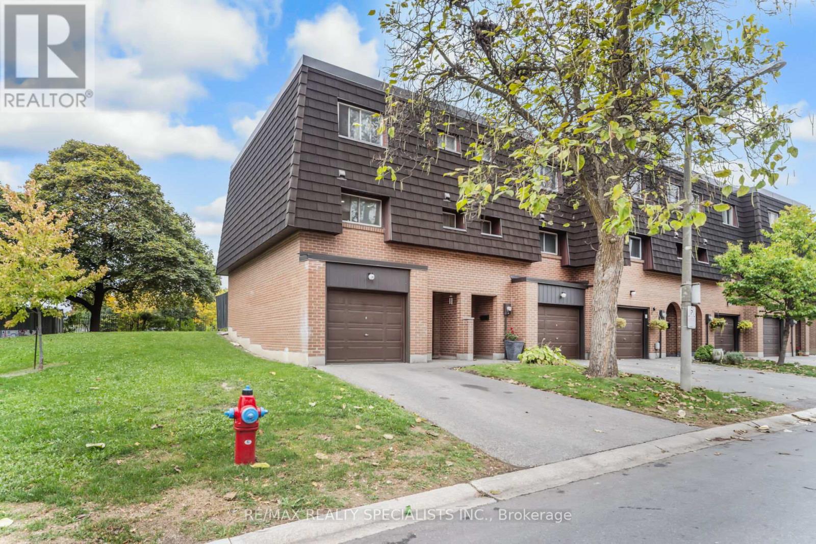 Property image for 20 DARRAS COURT|Brampton (Southgate), Ontario L6T1W7