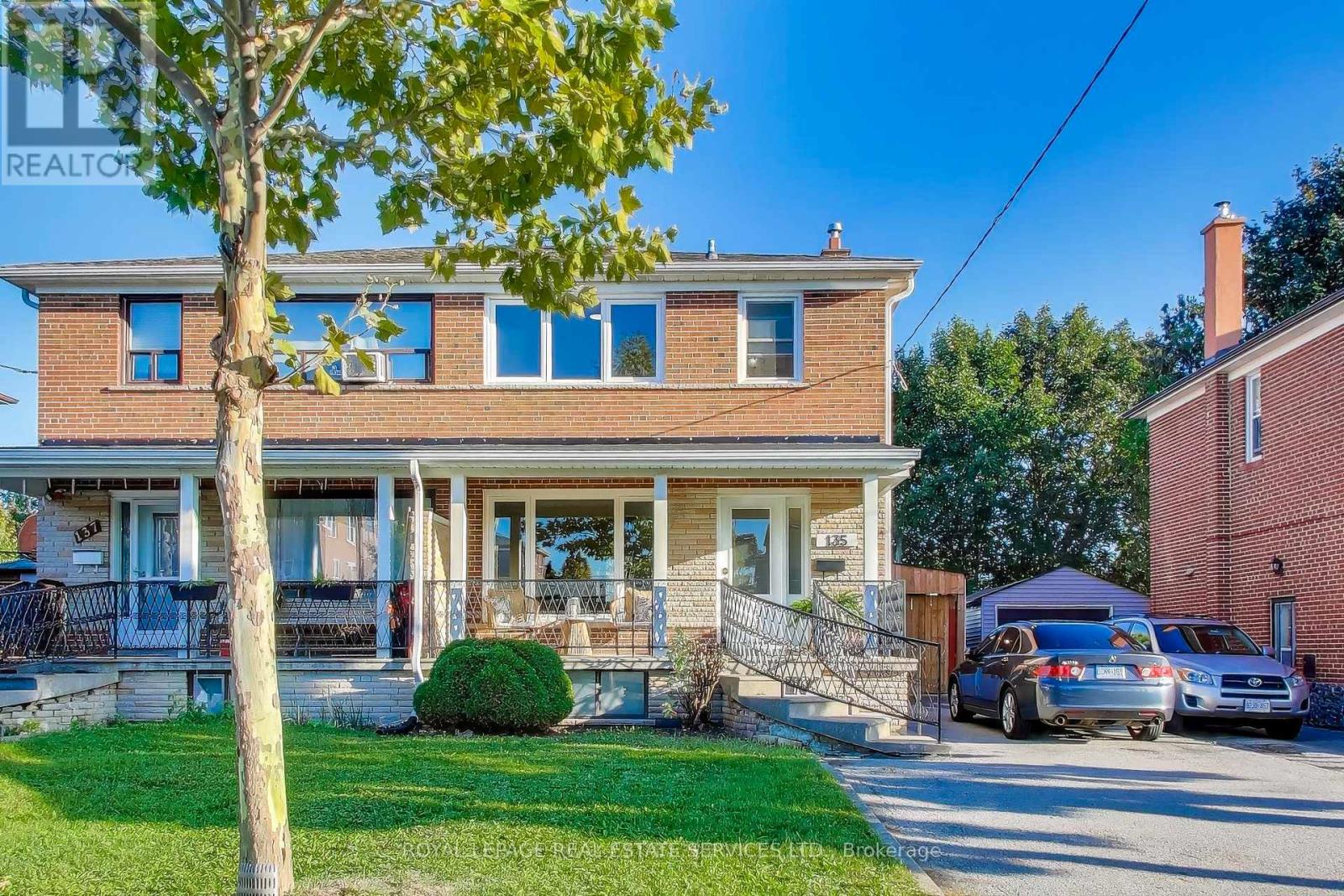 Property image for 135 GILTSPUR DRIVE|Toronto (Glenfield-Jane Heights), Ontario M3L1M4