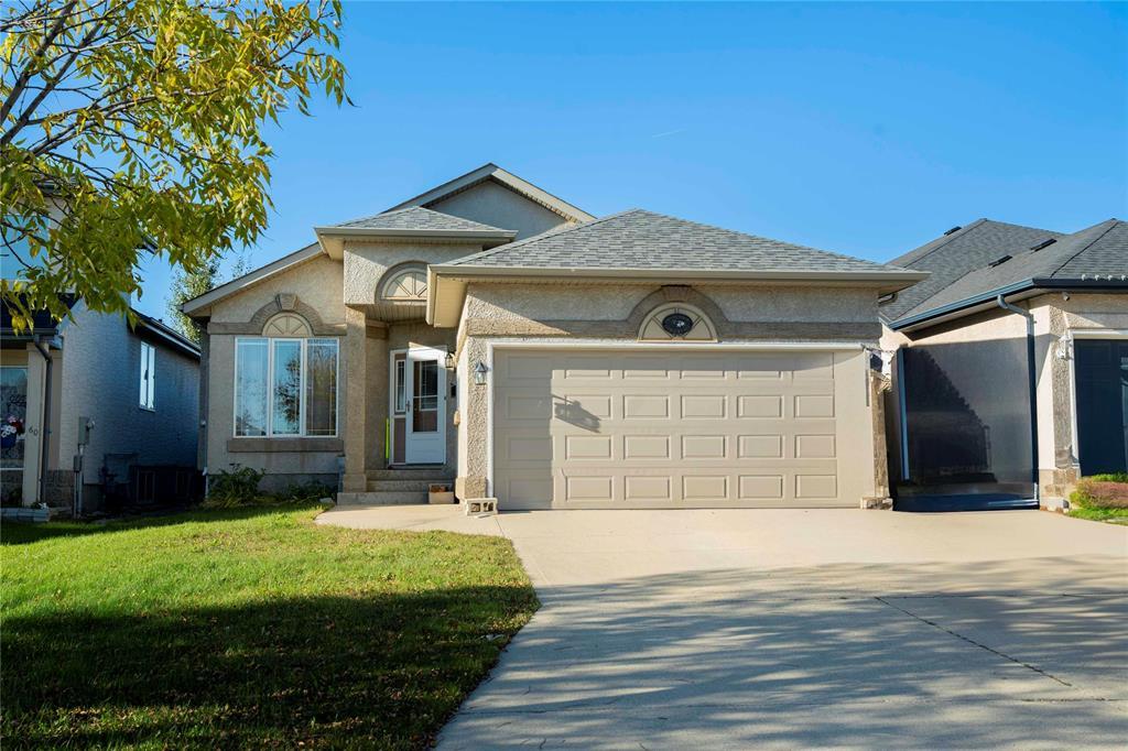 Property image for 64 Gablehurst Crescent|Winnipeg, Manitoba R2N4M5