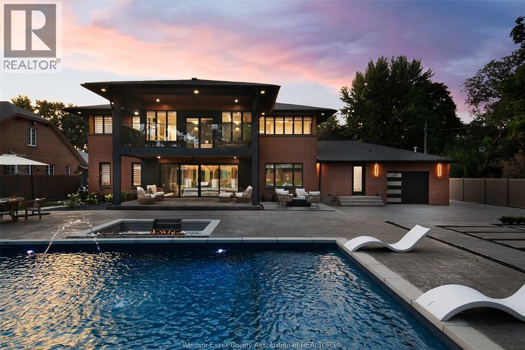 112 East Windsor Real Estate MLS® Listings Houses for Sale