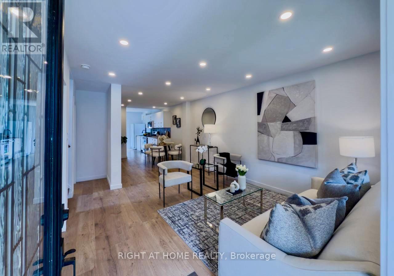 Property image for 32 BRENTON STREET|Toronto (Crescent Town), Ontario M4B1C9