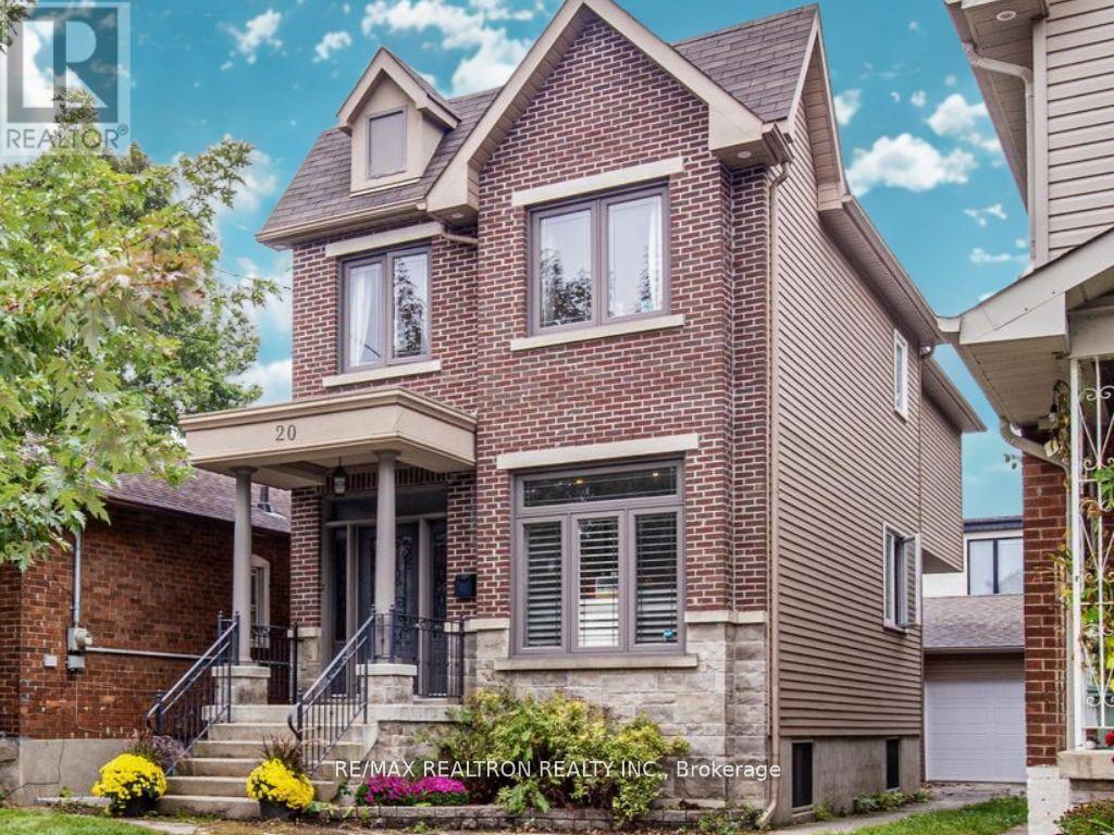 Property image for 20 WESTBROOK AVENUE|Toronto (Woodbine-Lumsden), Ontario M4C2G2