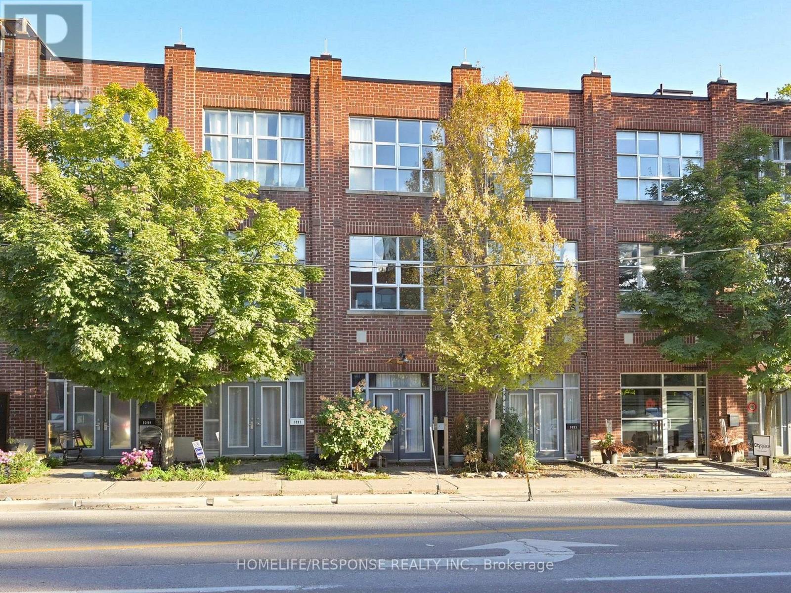 Property image for 1095 DUNDAS STREET E|Toronto (South Riverdale), Ontario M4M1R9