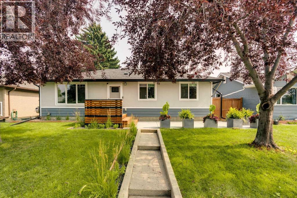 Property image for 2444 45 Street SE|Calgary, Alberta T2B1K4