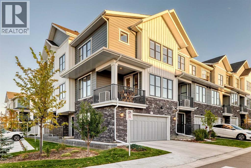 Property image for 909 Crestridge Common SW|Calgary, Alberta T3B6L6