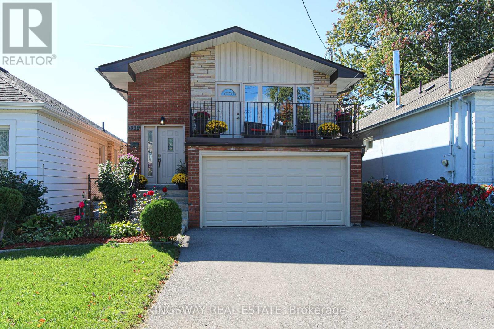 Property image for 1050 ALEXANDRA AVENUE|Mississauga (Lakeview), Ontario L5E1Z8