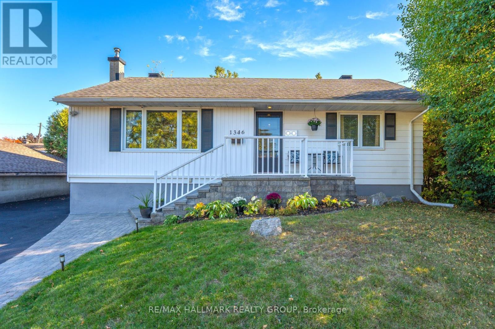 Property image for 1346 DORCHESTER AVENUE|Ottawa, Ontario K1Z8E9