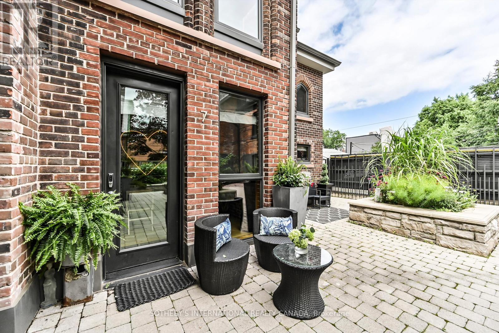 Property image for TH7 - 40 WESTMORELAND AVENUE|Toronto (Dovercourt-Wallace Emerson-Junction), Ontario M6H2Z7