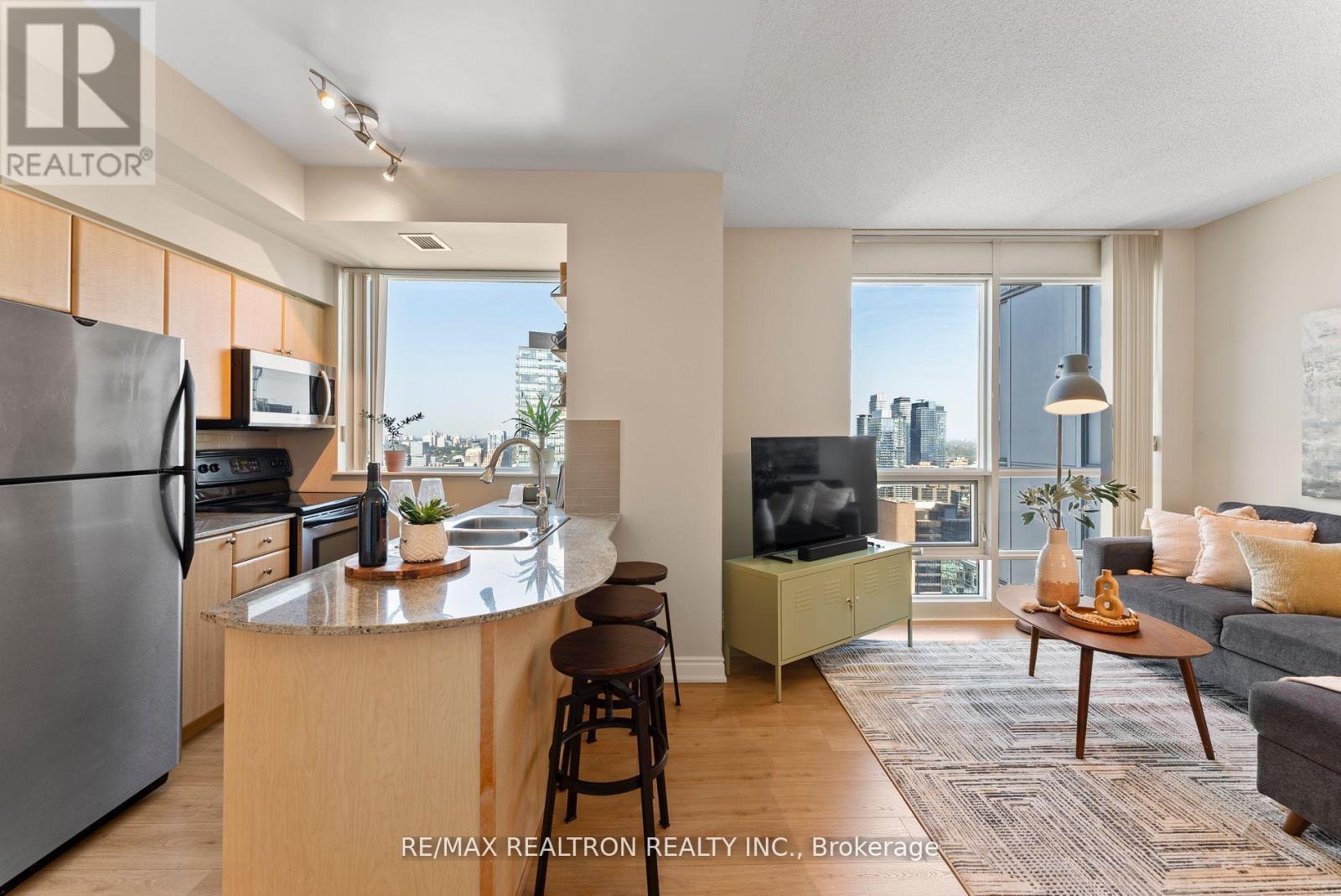 Property image for 4609 - 763 BAY STREET|Toronto (Bay Street Corridor), Ontario M5G2R3