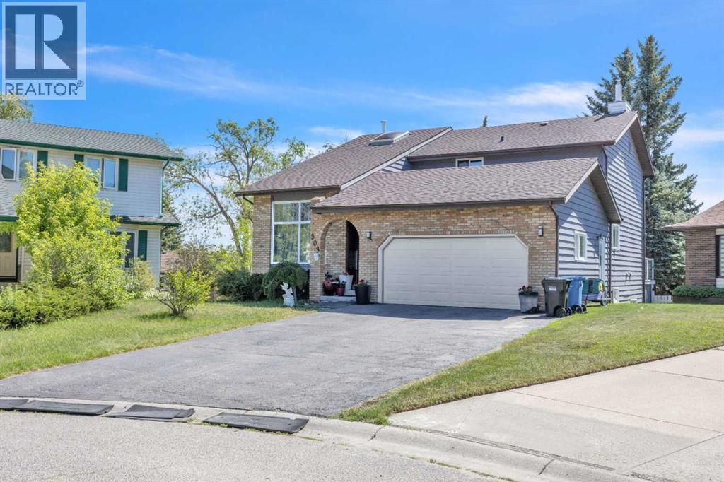 Property image for 303 Ranchridge Bay NW|Calgary, Alberta T3G1V5