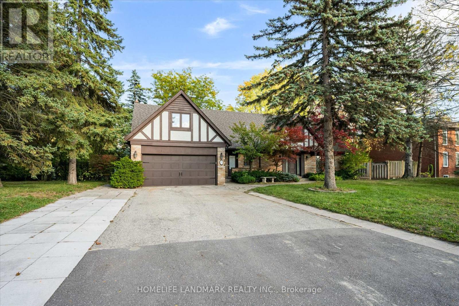 Property image for 3 OLD ENGLISH LANE|Markham (Bayview Glen), Ontario L3T2T8