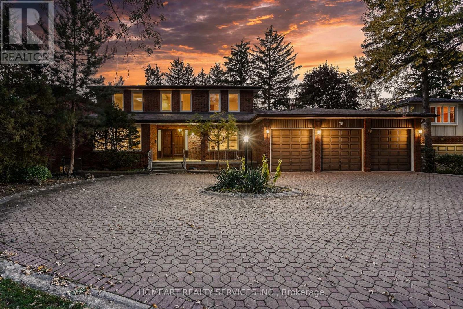 Property image for 36 JOHNSON STREET|Markham (Thornhill), Ontario L3T2N7