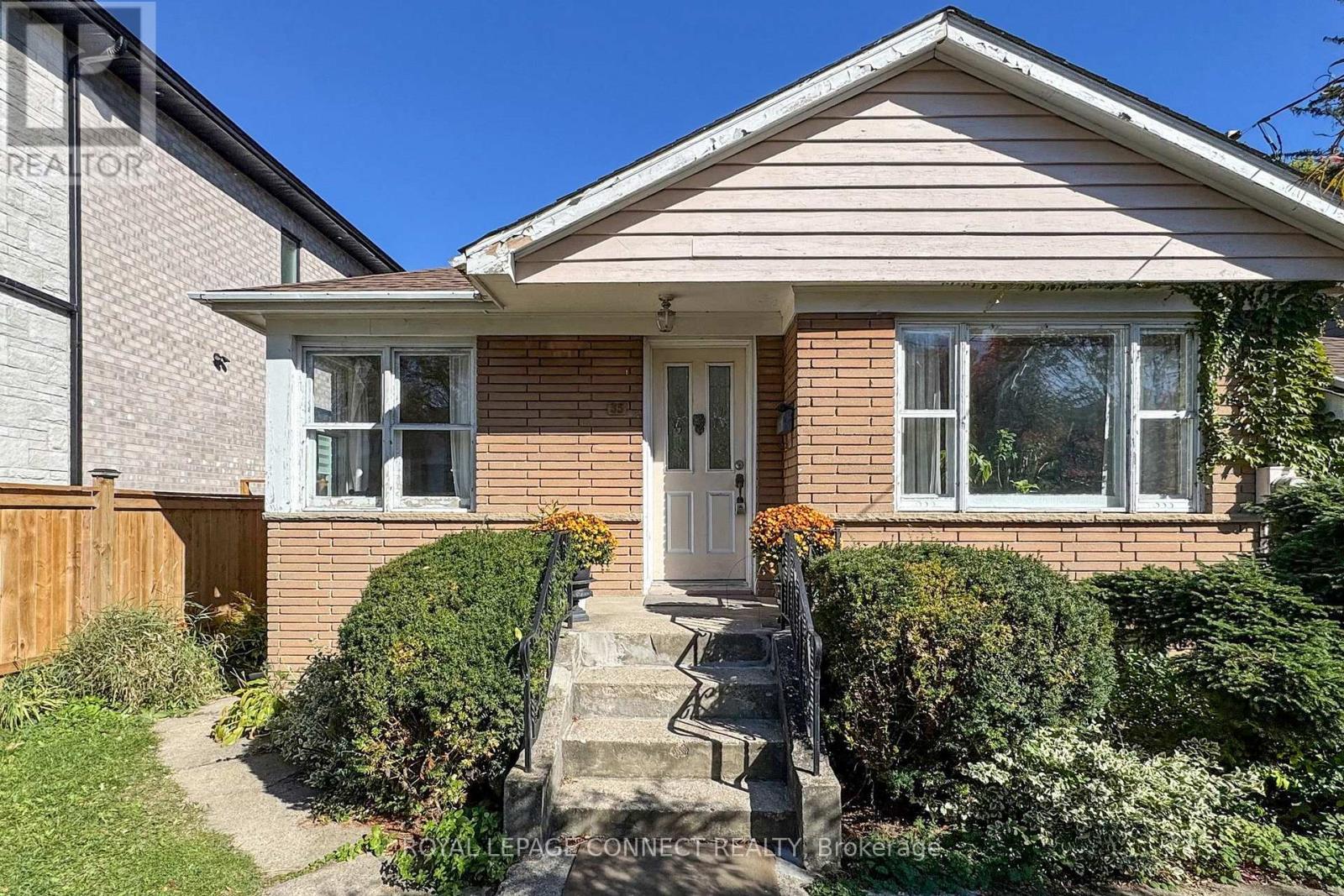 Property image for 35 MUIR DRIVE|Toronto (Scarborough Village), Ontario M1M3B5