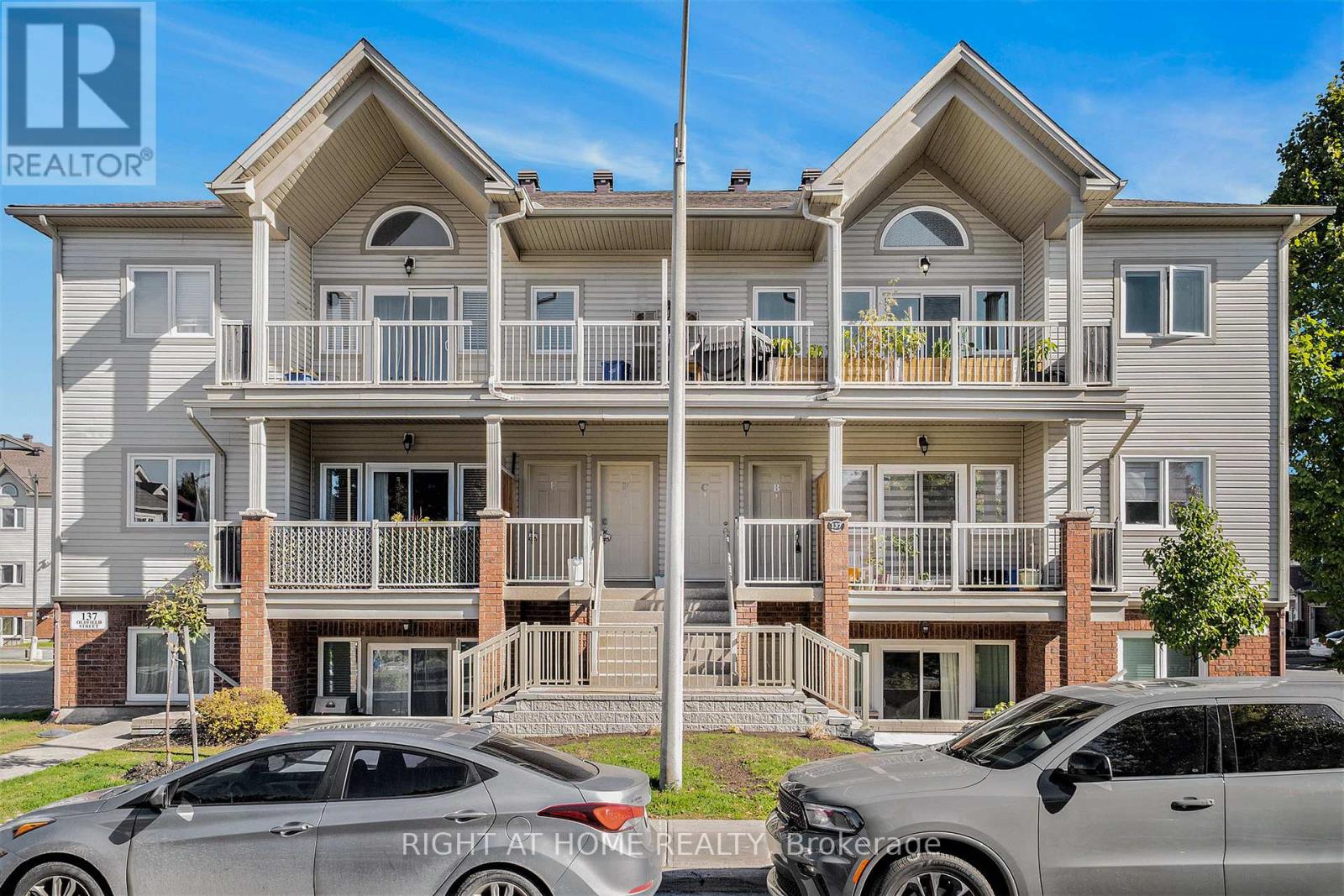Property image for C - 137 OLDFIELD STREET|Ottawa, Ontario K2G7C7