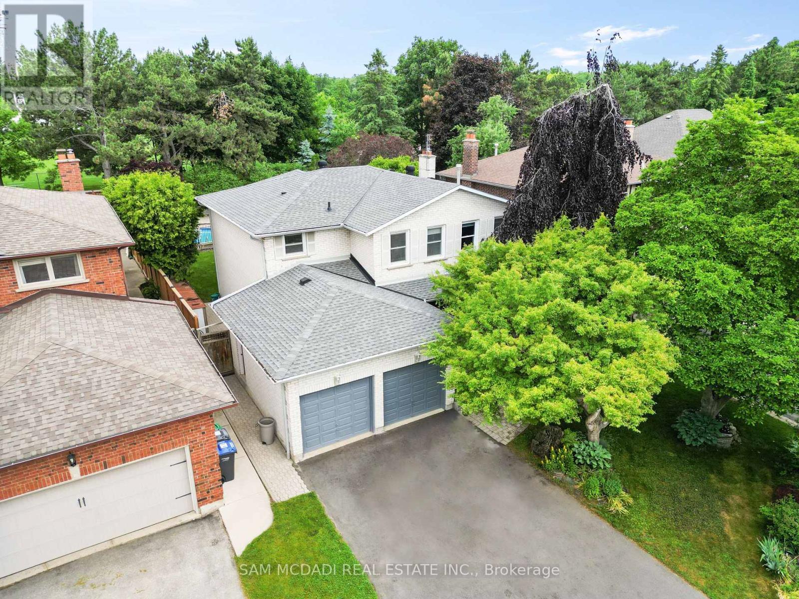 Property image for 1713 PENGILLEY PLACE|Mississauga (Clarkson), Ontario L5J4R8