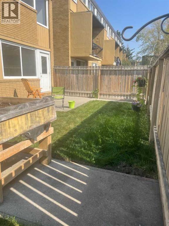 Apartment for Sale in 101, 607 69 Avenue SW|Calgary, Alberta T2V0P1 3