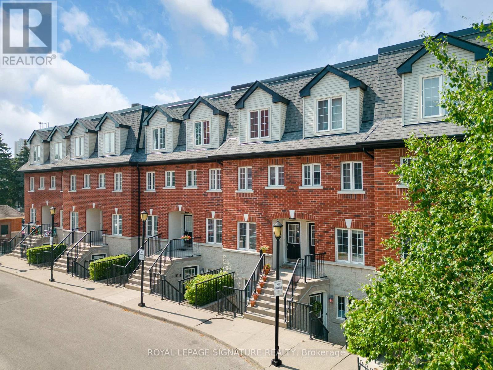 Property image for 107 - 262 ST HELENS AVENUE|Toronto (Dufferin Grove), Ontario M6H4A4