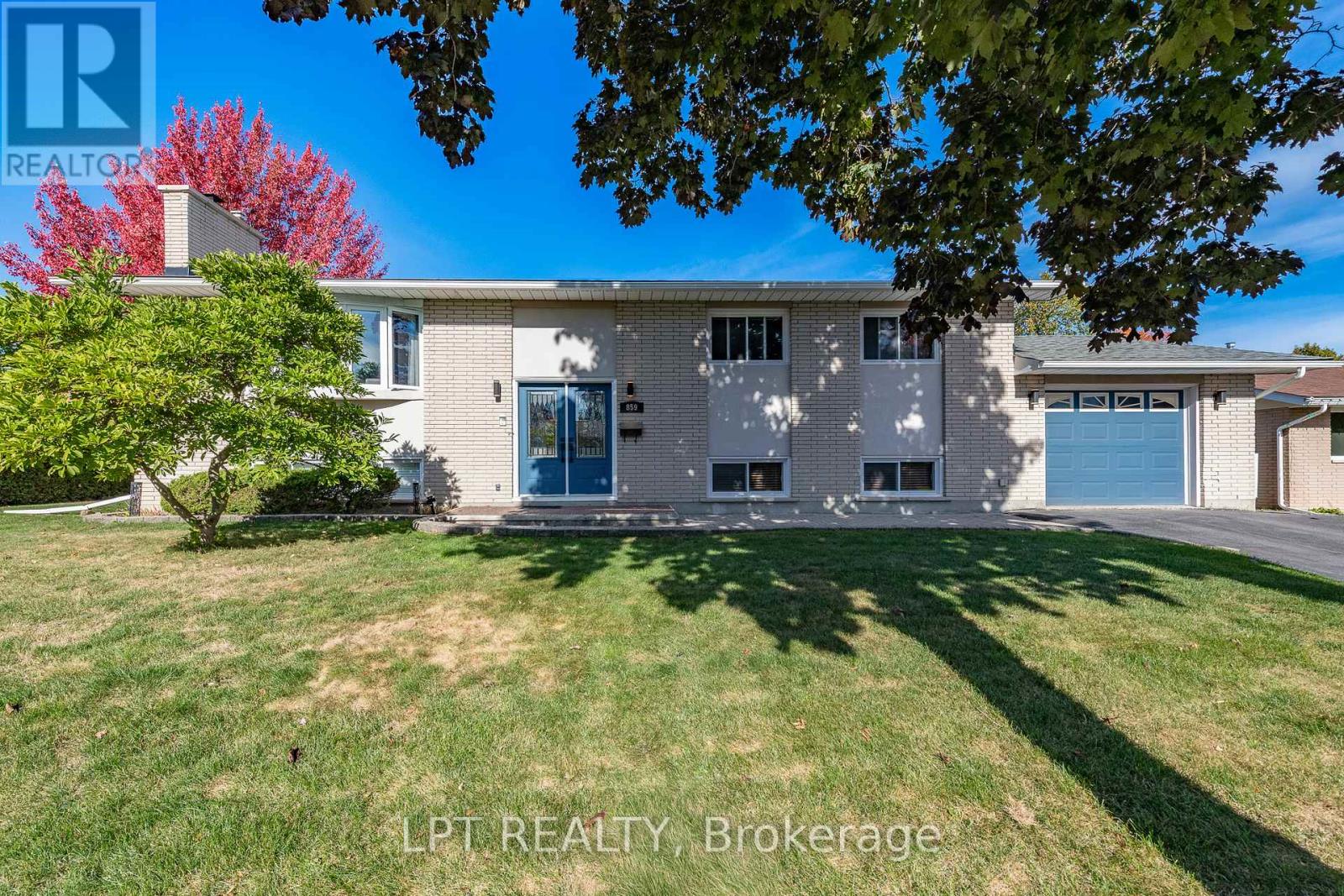 Property image for 859 GRIFFITH WAY|Ottawa, Ontario K2C0G7