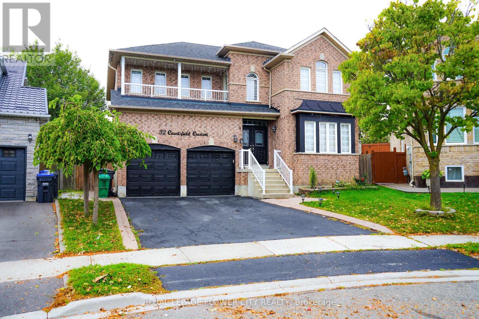 Property image for 32 COURTSFIELD CRESCENT|Brampton (Fletcher's Meadow), Ontario L7A2E2