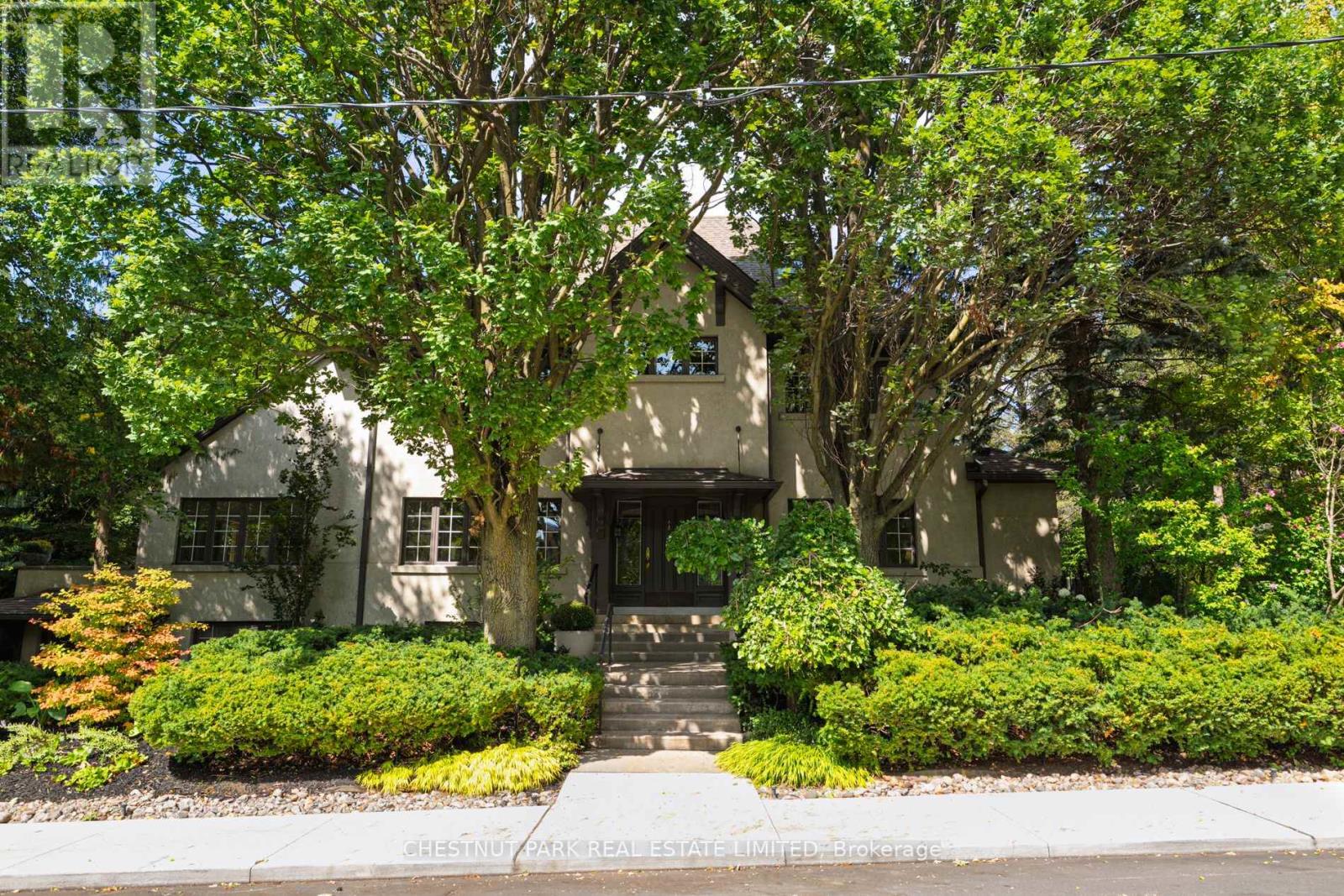 Property image for 24 DINNICK CRESCENT|Toronto (Lawrence Park South), Ontario M4N1L5