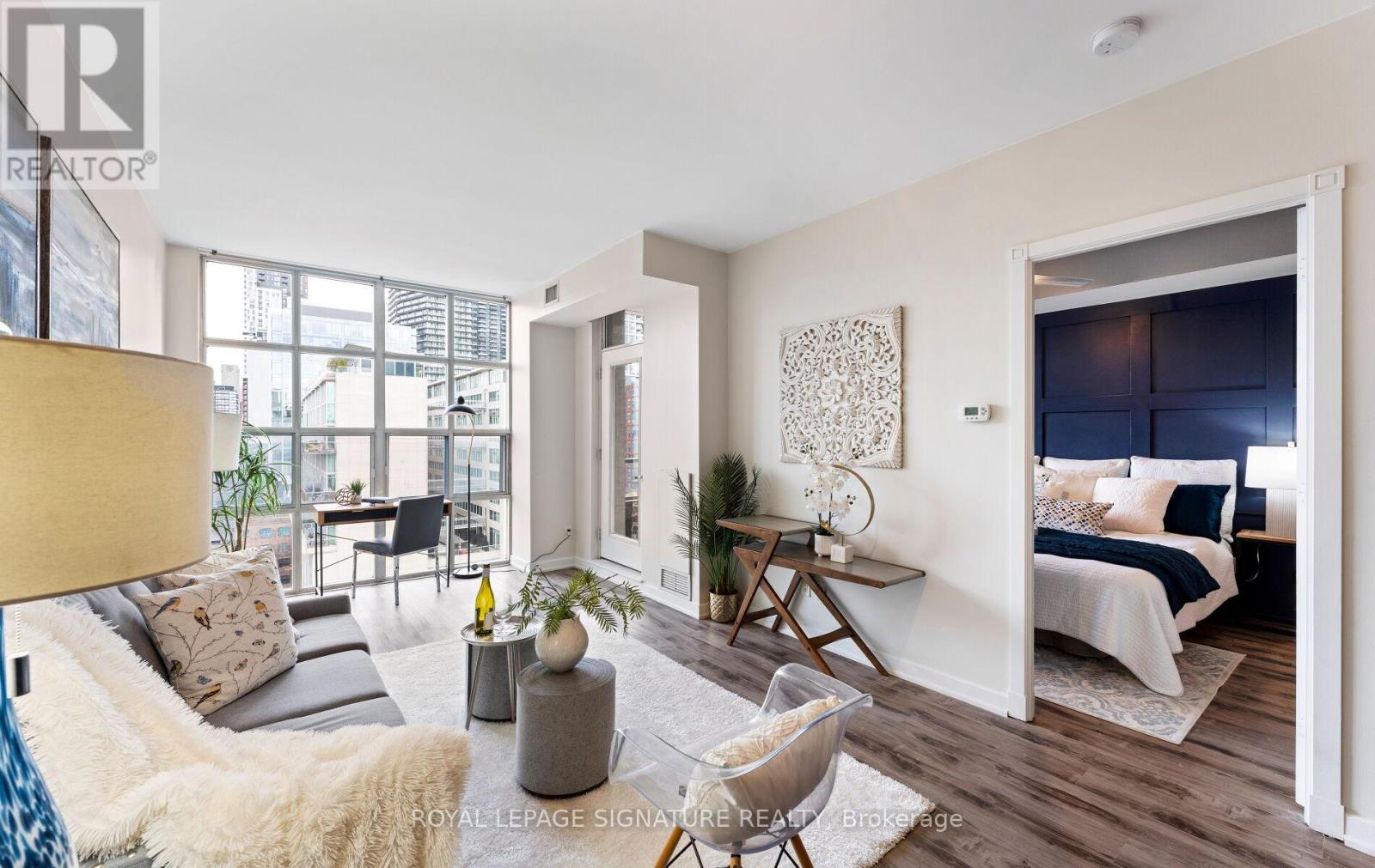 Property image for 1112 - 438 RICHMOND STREET W|Toronto (Waterfront Communities), Ontario M5V3S6
