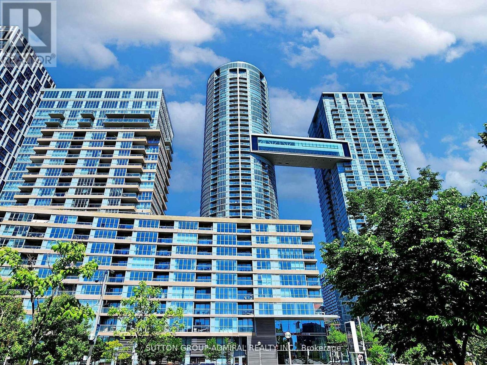 Property image for 1710 - 21 ICEBOAT TERRACE|Toronto (Waterfront Communities), Ontario M5V4A5