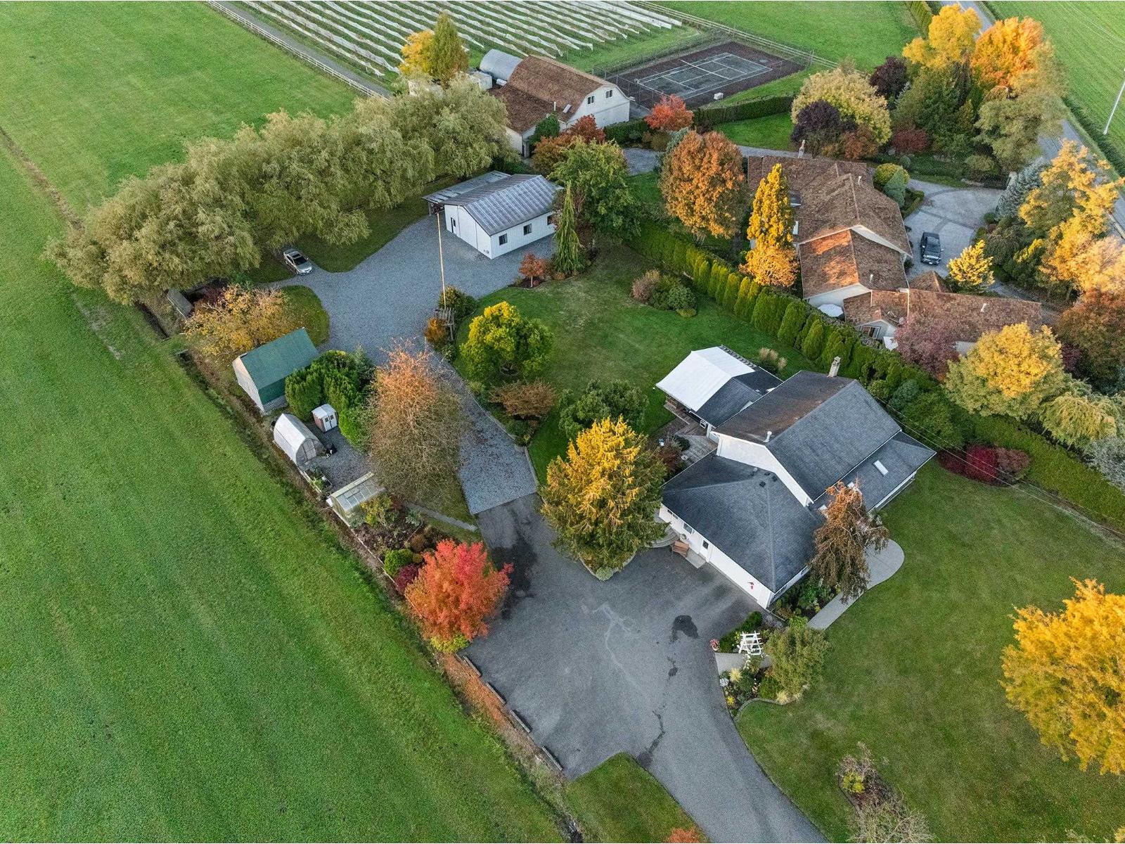 For sale: 7463 216 STREET, Langley, British Columbia V2Y2S4