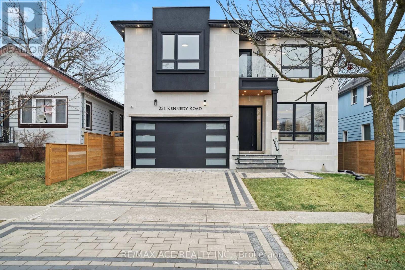 Property image for 251 KENNEDY ROAD|Toronto (Birchcliffe-Cliffside), Ontario M1N3P4