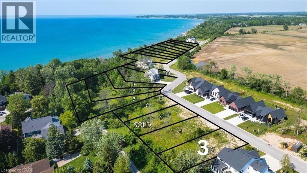 7011 BLUE COAST Heights, Plympton-Wyoming, Ontario N0N1E0