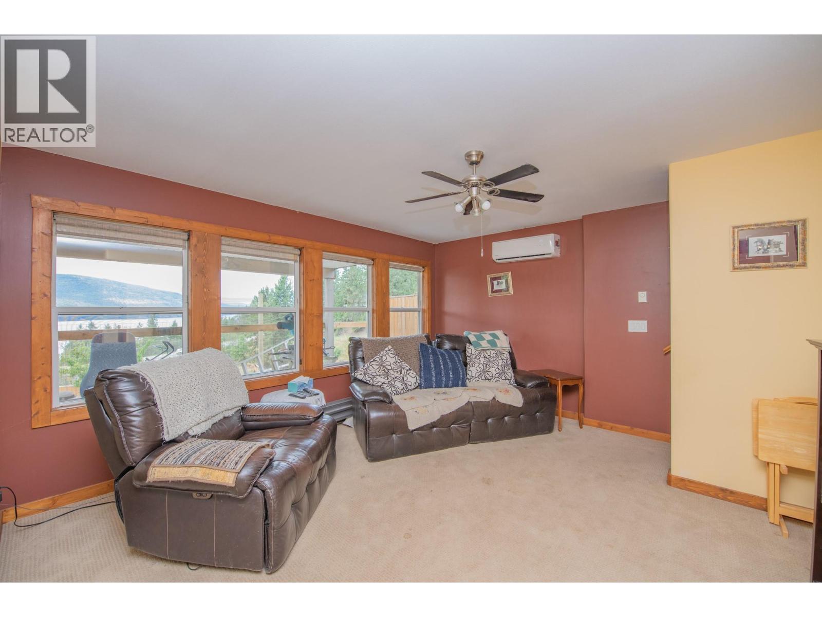 For sale: 10351 Westshore Road, Vernon, British Columbia V1H2B1 ...