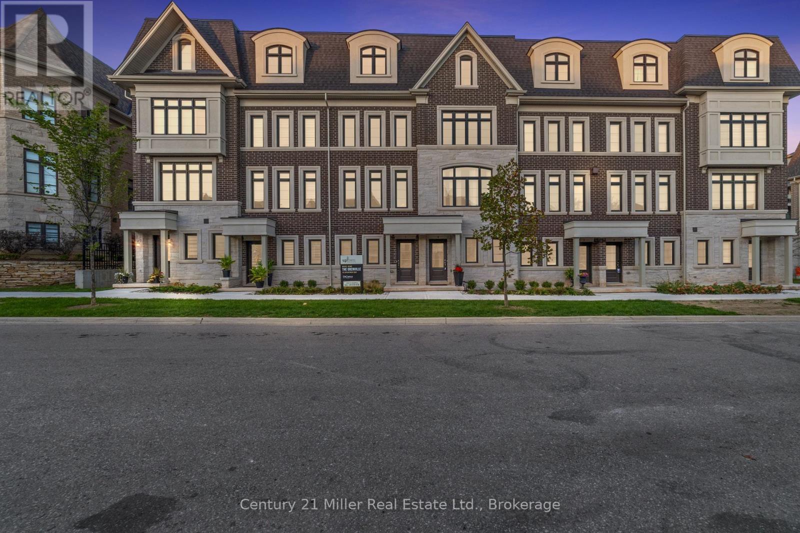 Row / Townhouse for Sale in 30 - 280 MELODY COMMON|Oakville (RO River Oaks), Ontario L6H8A5