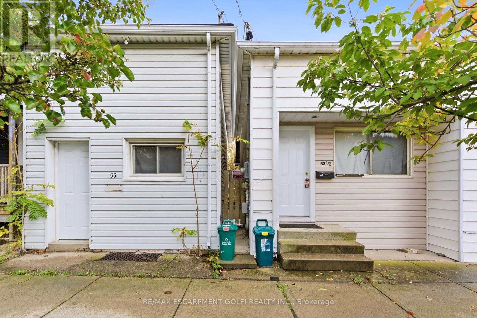 53 1/2-55 DUKE STREET, Brantford, Ontario N3T3T8