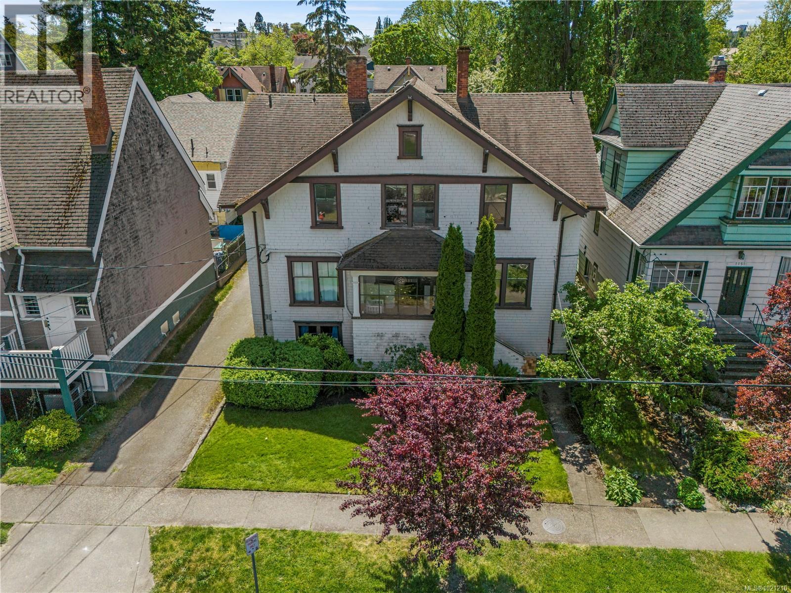 For sale: 1157 Princess Ave, Victoria, British Columbia V8T1L2 ...