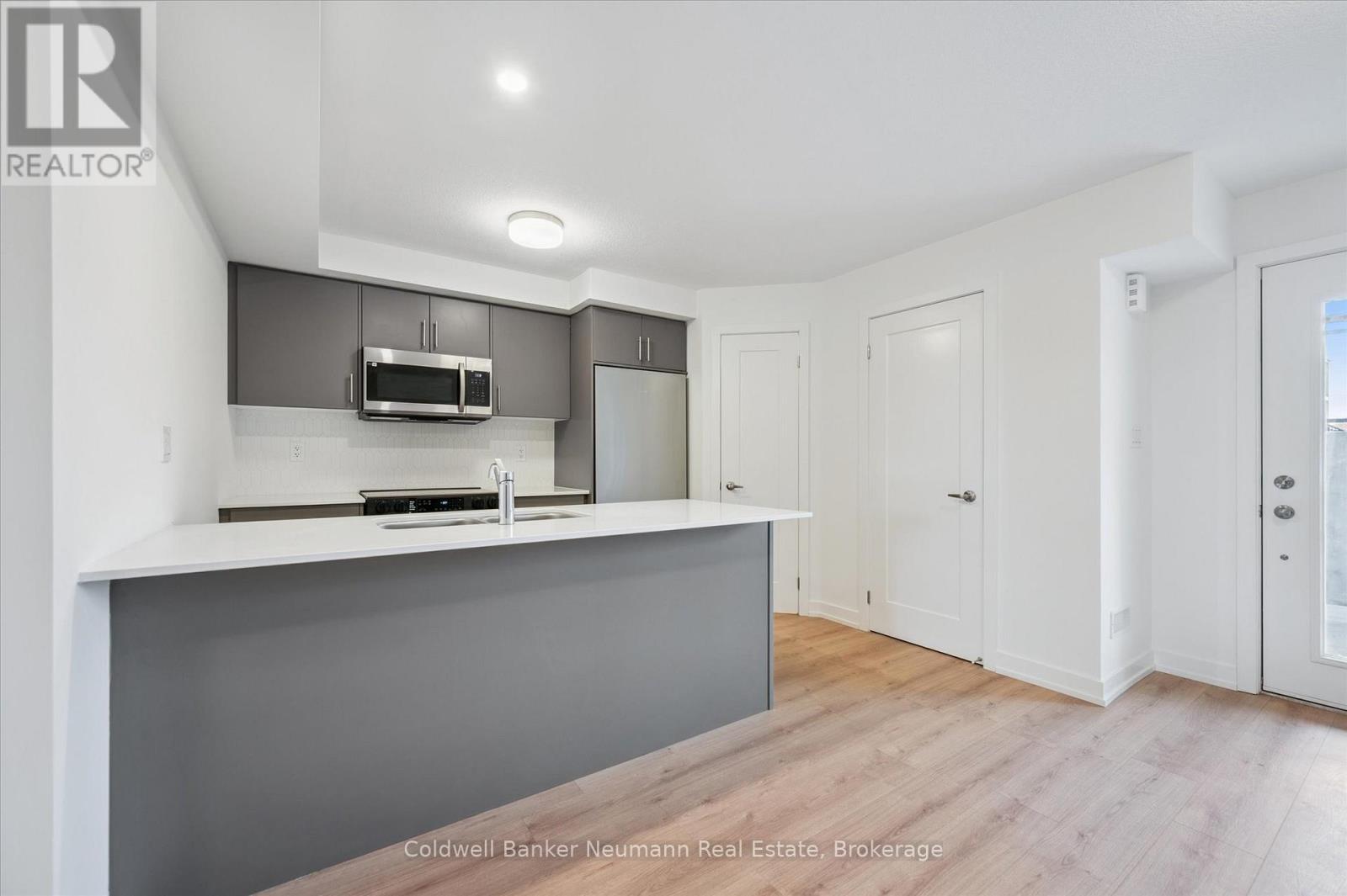 41 - 940 ST. DAVID STREET N