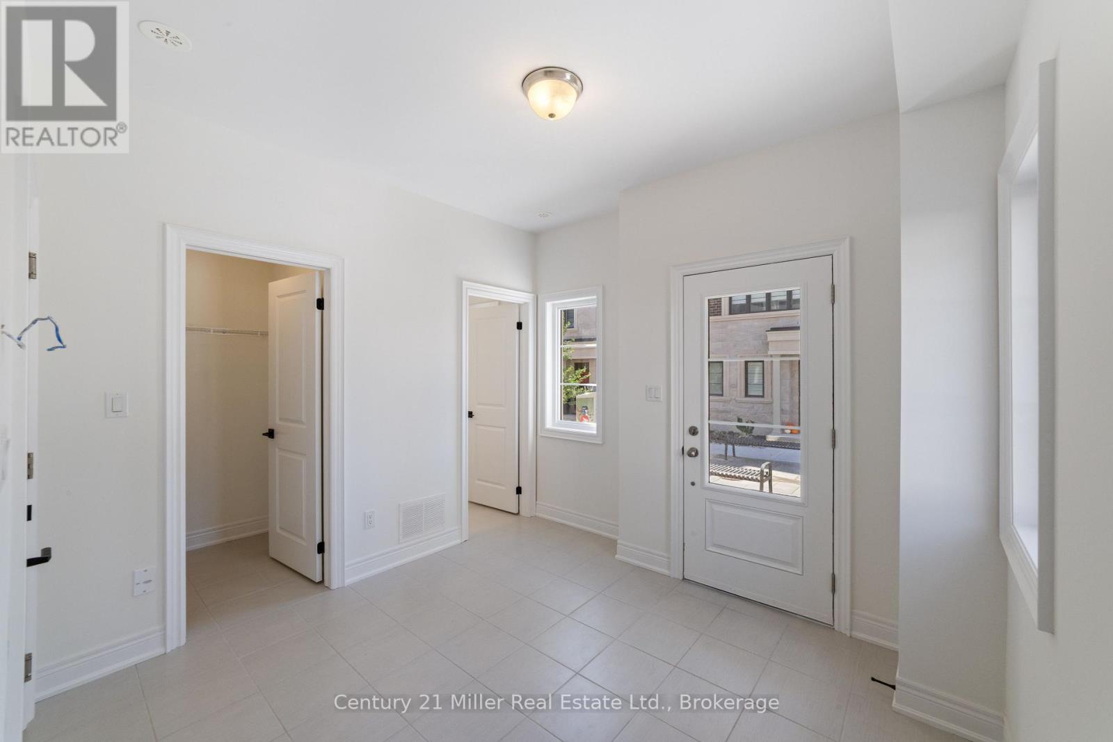 Row / Townhouse for Sale in 36 - 260 MELODY COMMON|Oakville (RO River Oaks), Ontario L6H8A5 3