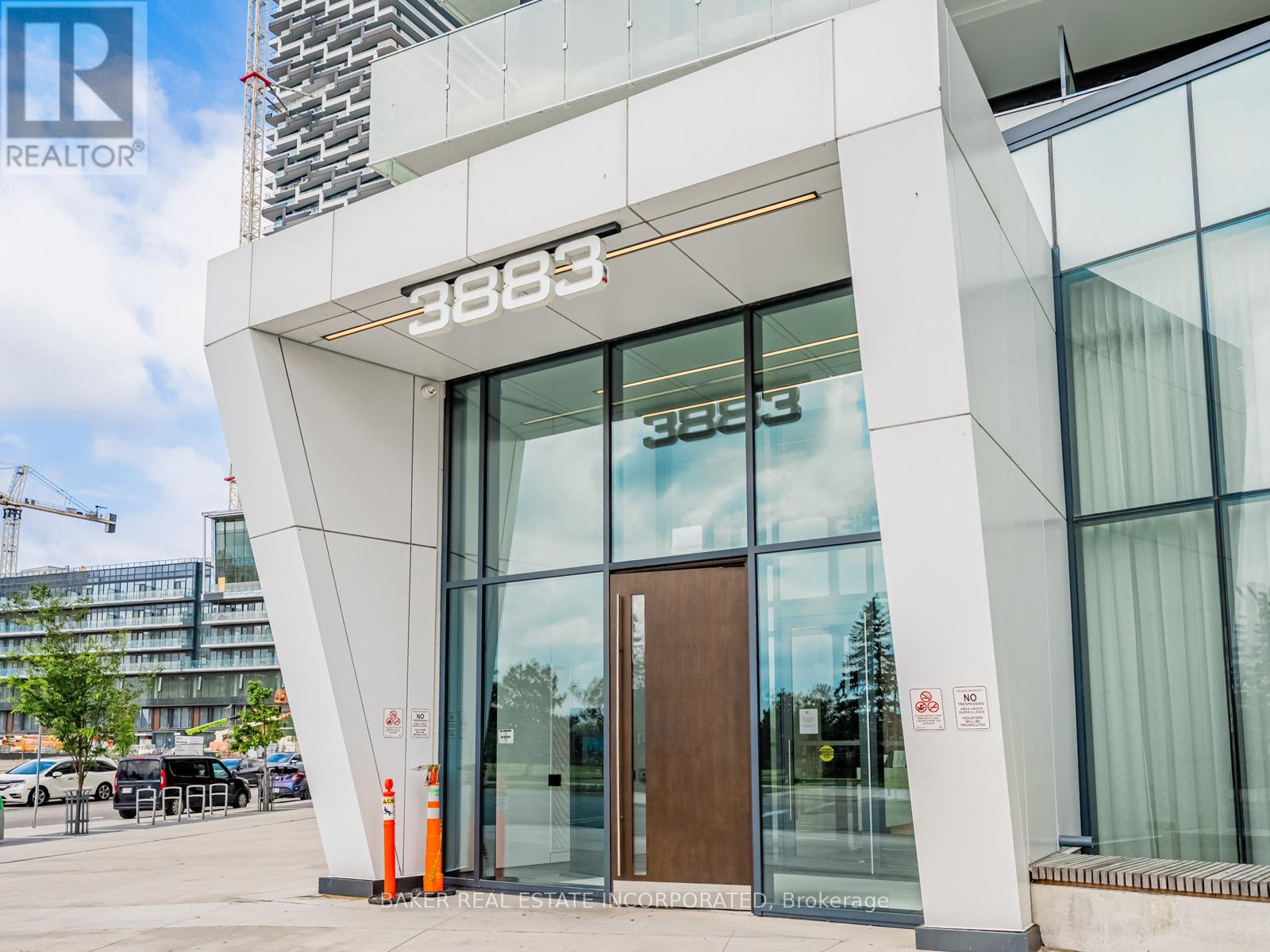 Row / Townhouse for Sale in TH 12 - 407 WEBB DRIVE|Mississauga (City Centre), Ontario L5B0M4 2