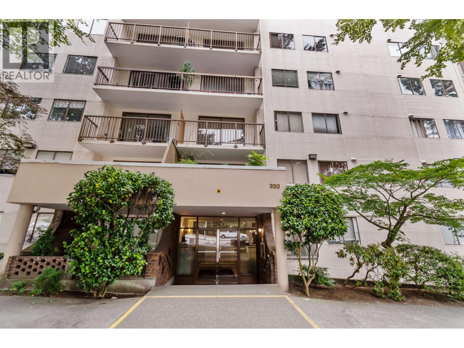 1005 320 ROYAL AVENUE, New Westminster, British Columbia V3L5C6