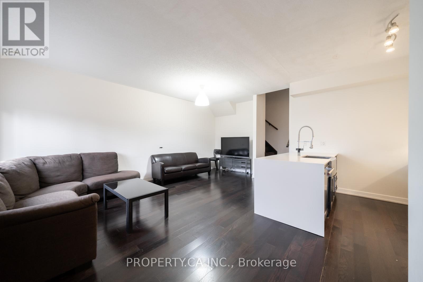 Row / Townhouse for Sale in 11 - 4030 PARKSIDE VILLAGE DRIVE|Mississauga (City Centre), Ontario L5B3M1 4