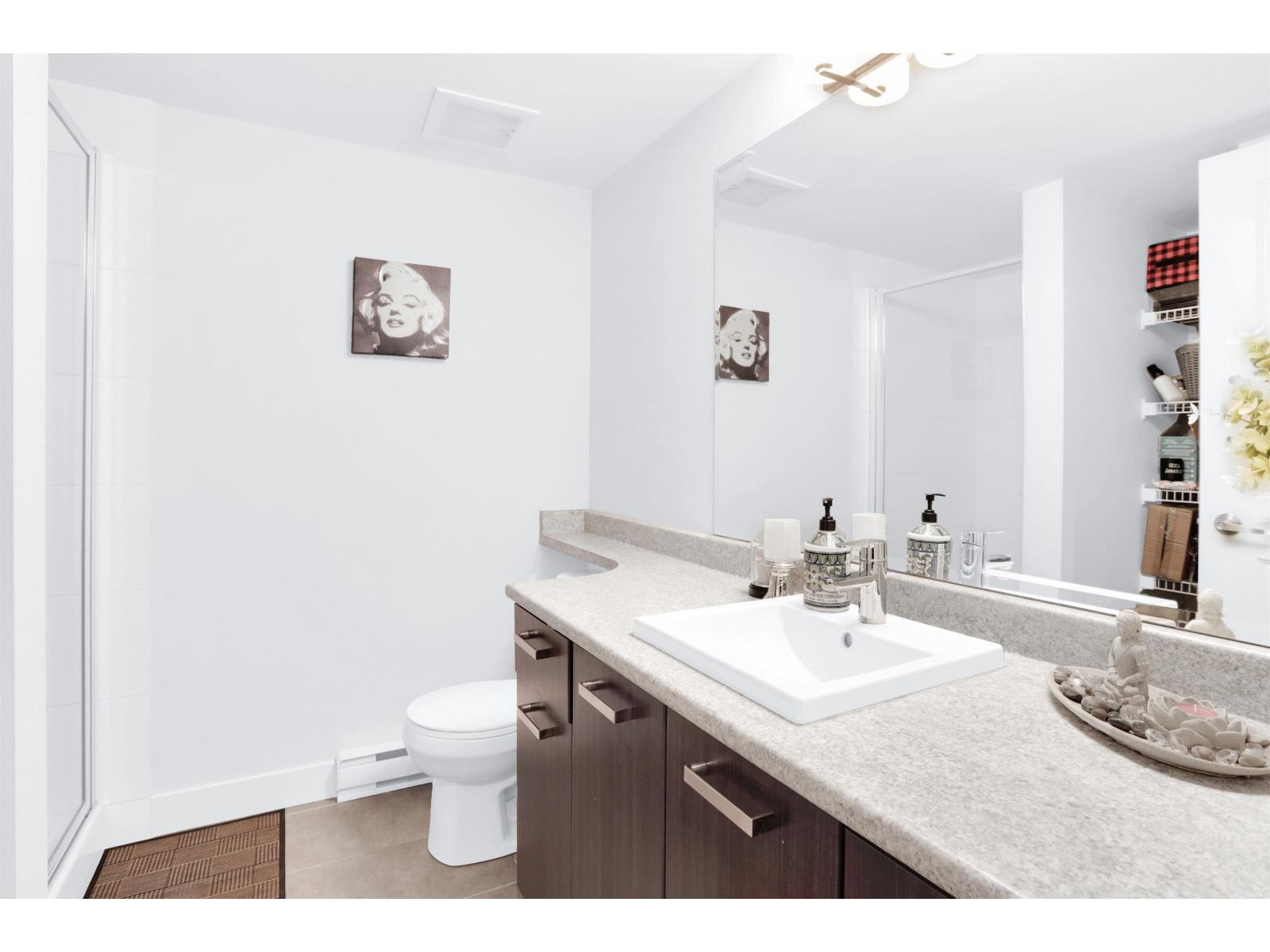 For sale: 21 5888 144 STREET, Surrey, British Columbia V3X0G8