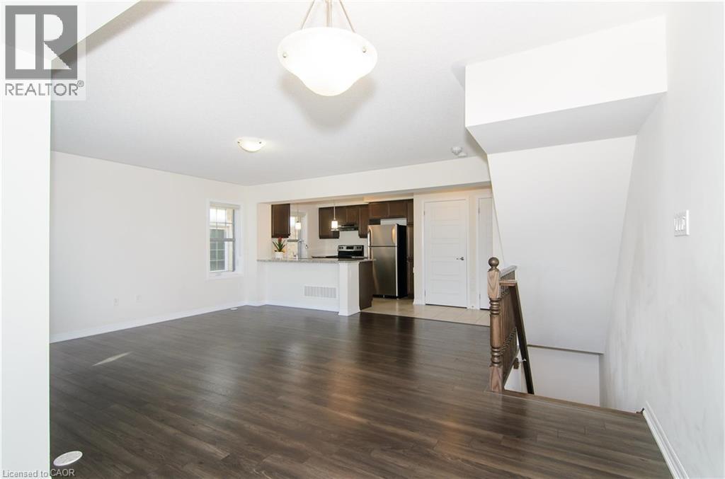 Row / Townhouse for Sale in 3070 GARDENIA Gate|Oakville, Ontario L6M0Y7 4
