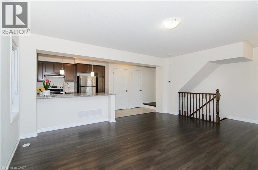 Row / Townhouse for Sale in 3070 GARDENIA Gate|Oakville, Ontario L6M0Y7 5