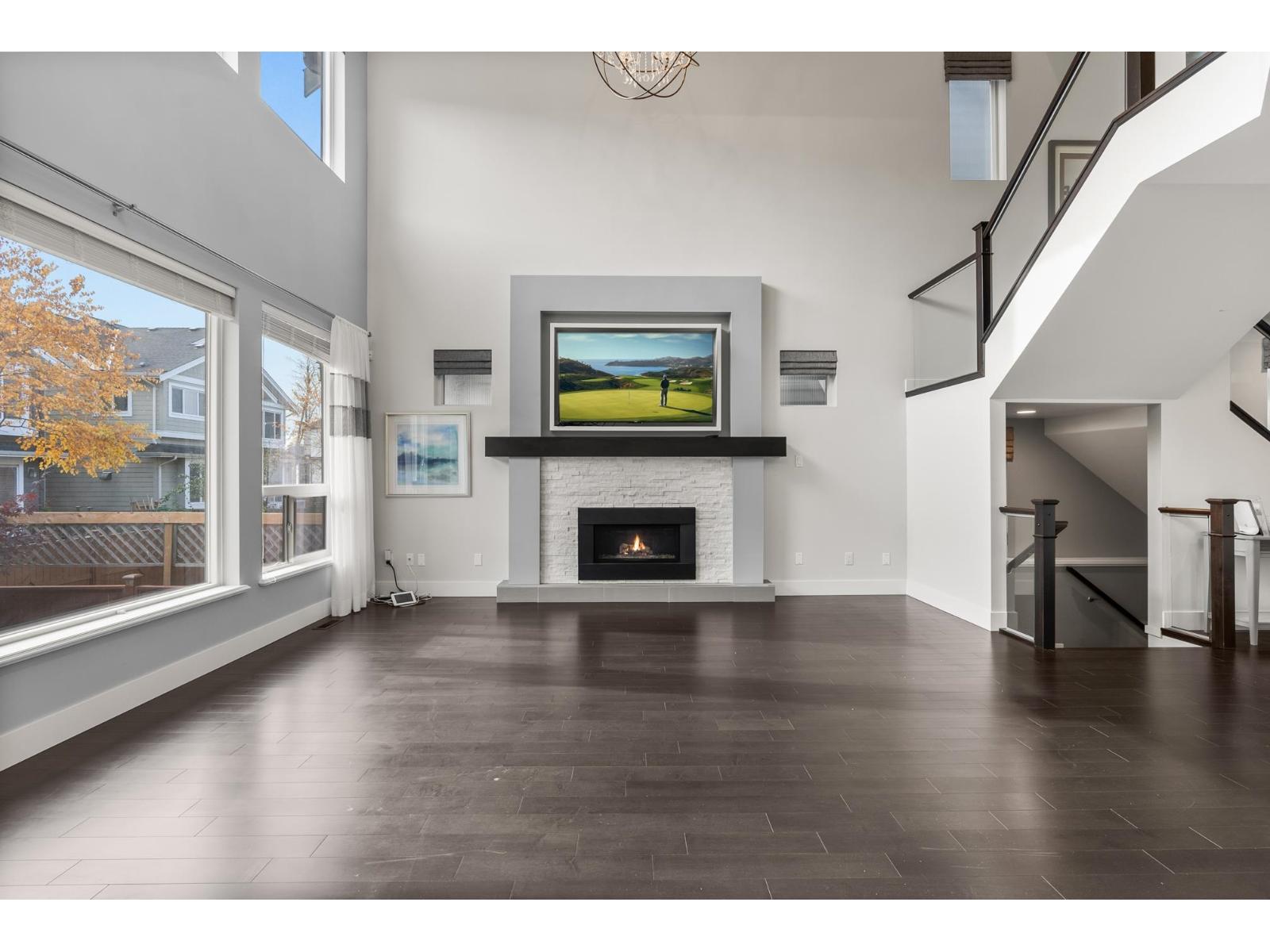 For sale: 16726 18 AVENUE, Surrey, British Columbia V3Z0T3