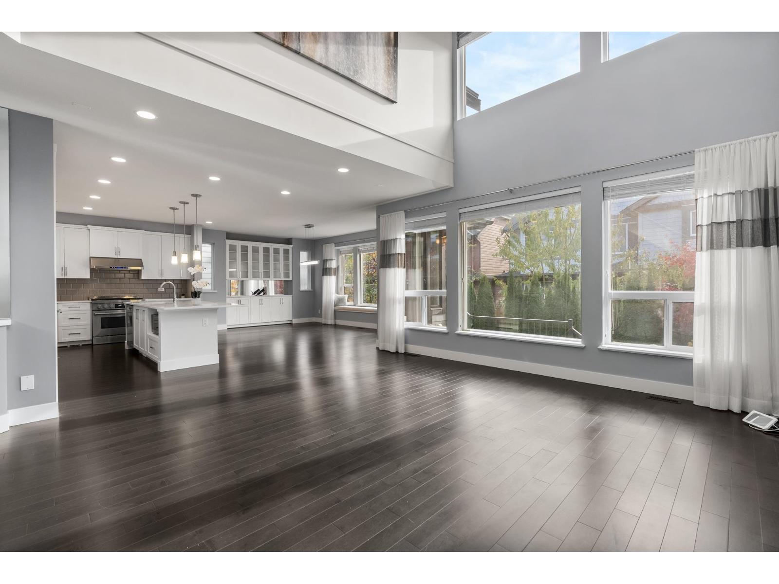 For sale: 16726 18 AVENUE, Surrey, British Columbia V3Z0T3