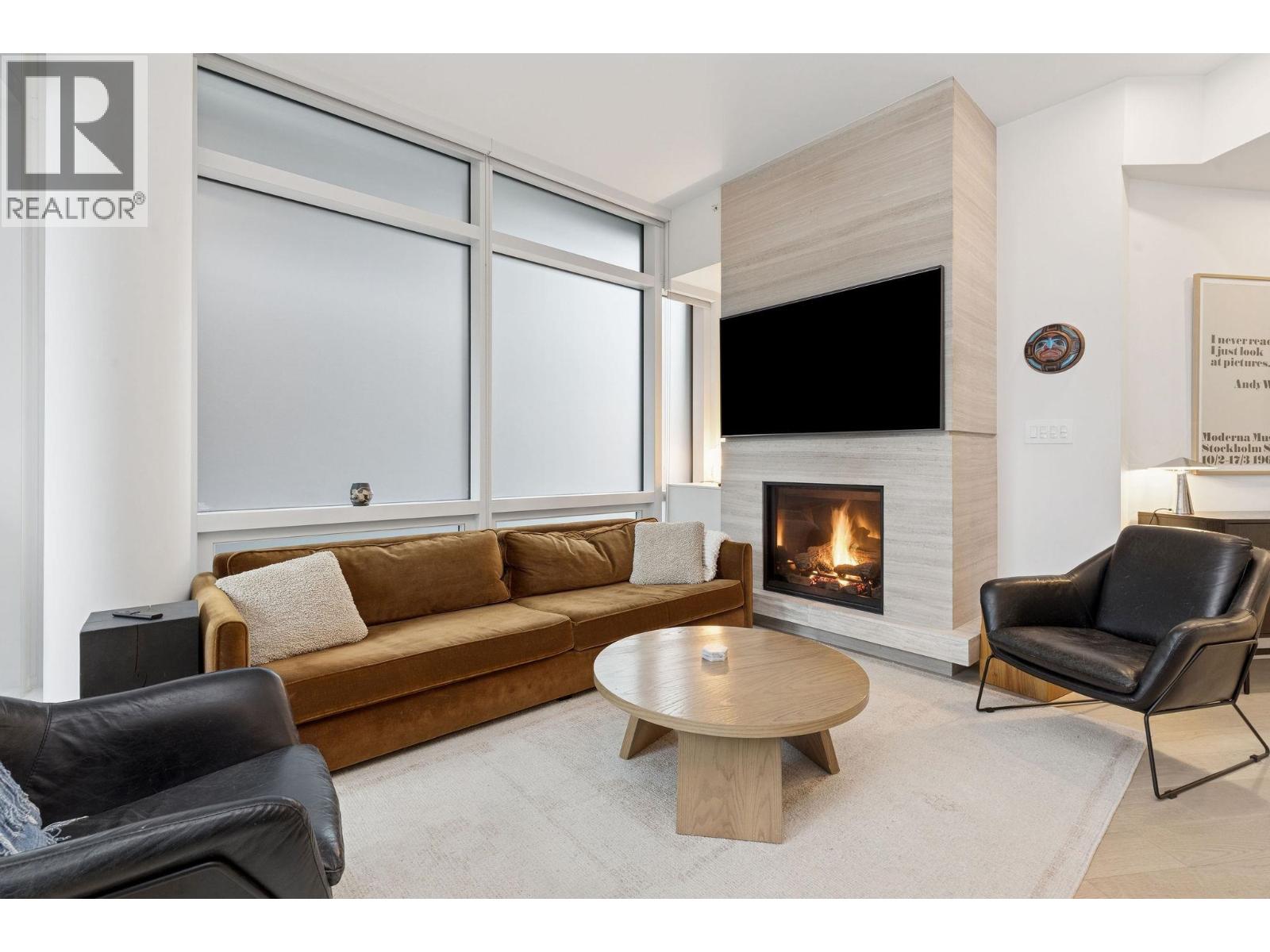 For sale: 401 6699 NELSON AVENUE, West Vancouver, British Columbia